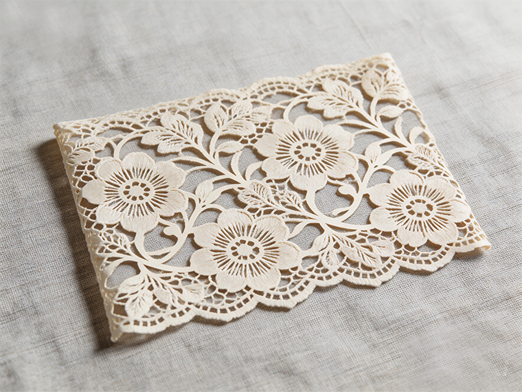 ເປັນຫຍັງລະບົບການຕັດຜ້າຈຶ່ງປ່ຽນໄປສູ່ເຄື່ອງຄວບຄຸມເລເຊີຫຼາຍແກນ? ປະສິດທິພາບແມ່ນສໍາຄັນ.